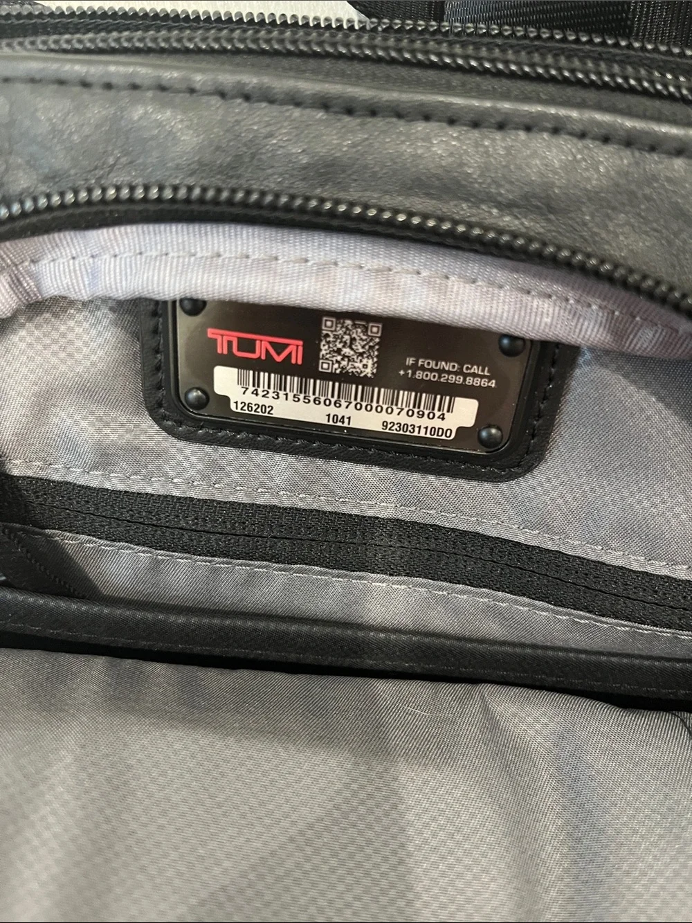 TUMI Luxury Brand Black Leather Alpha Crossbody Bag With Luggage Tag-Brand New